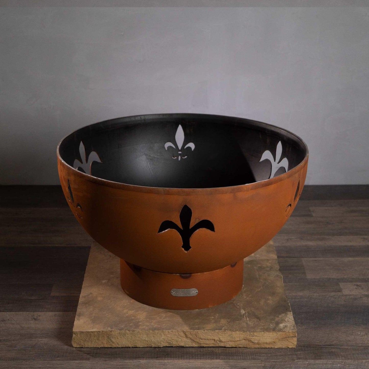 Fire Pit Art Fleur de Lis