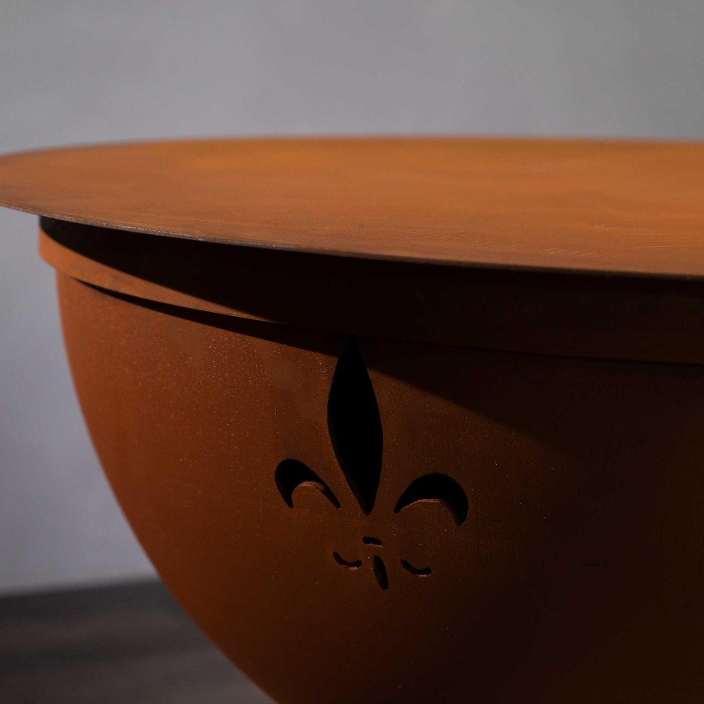 Fire Pit Art Fleur de Lis