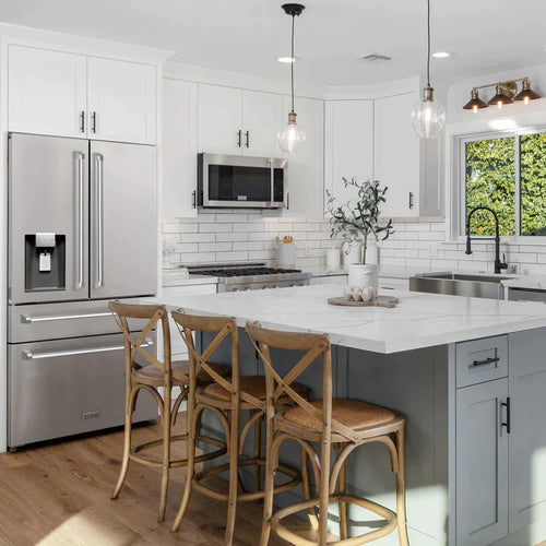 ZLINE Kitchen Package with Water and Ice Dispenser Refrigerator, 36" Rangetop, 36" Range Hood, 30" Double Wall Oven, and 24" Tall Tub Dishwasher 5