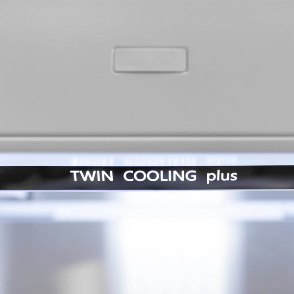 ZLINE 60 In. 32.2 cu. ft. Built-In 4-Door Refrigerator with Internal Water and Ice Dispenser in Stainless Steel 8